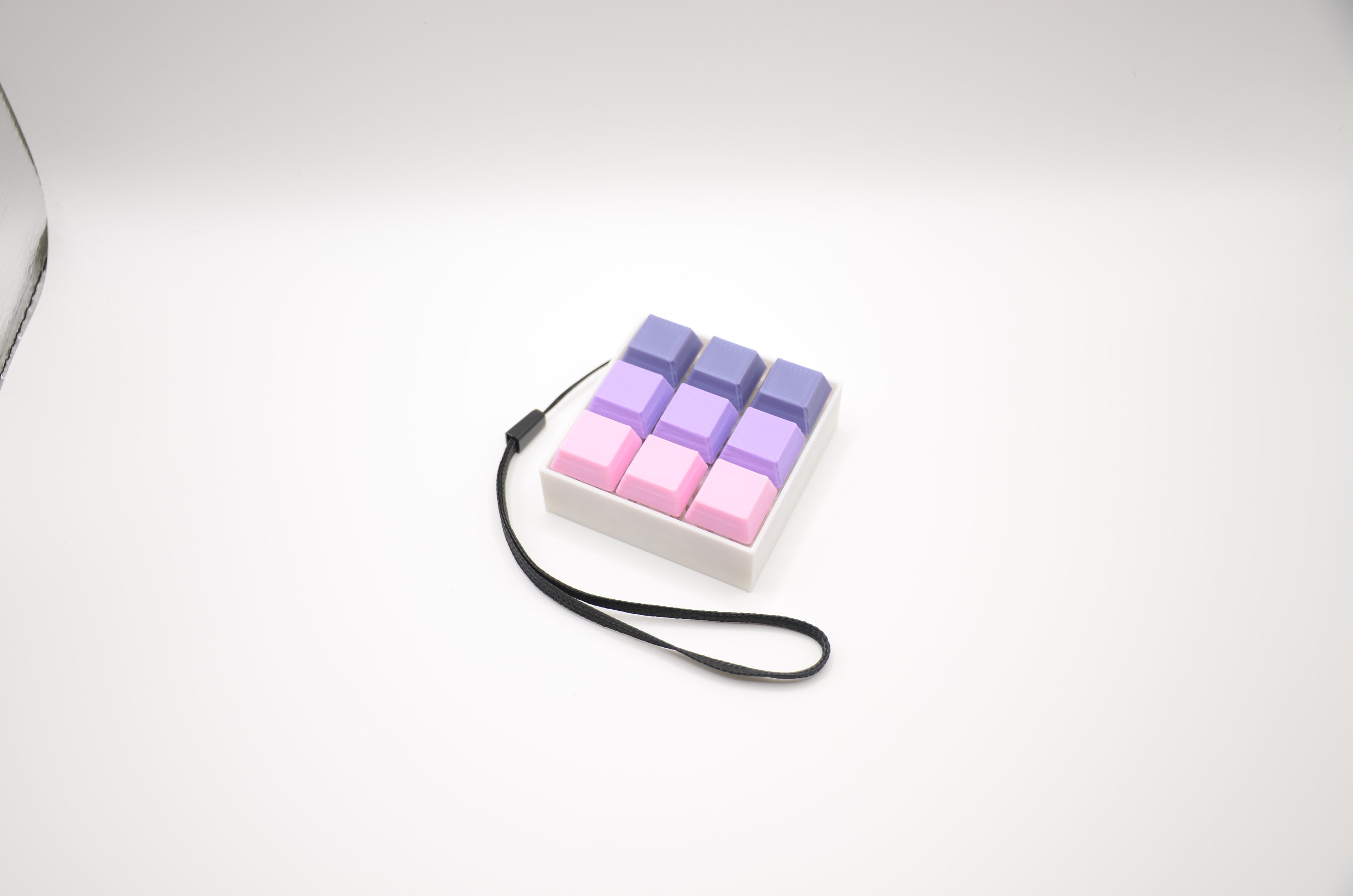 9 Key Keyboard Fidget Keychain — Custom Switches & Colors